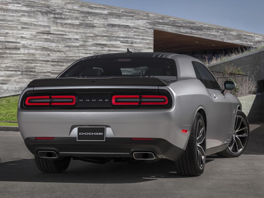  Dodge Challenger 392 Hemi Scat Pack Shaker 2015 года  (фото 40 из 51)